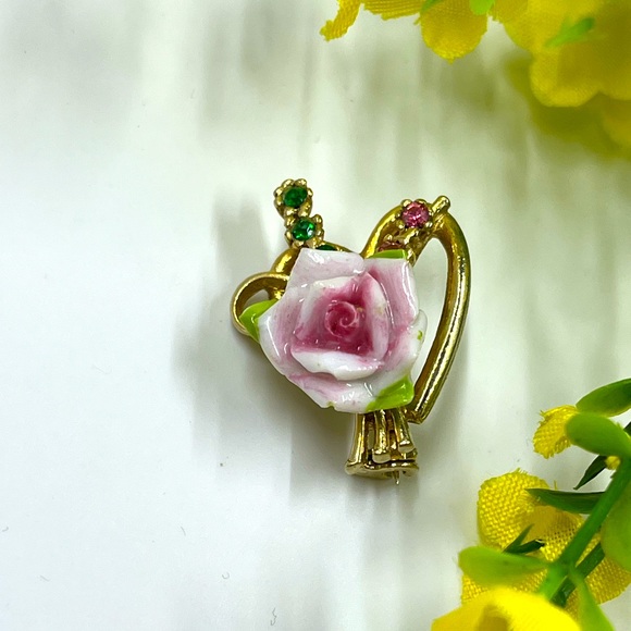 Coro Jewelry - Coro Signed Porcelain Rose and Rhinestone Vintage Heart Brooch